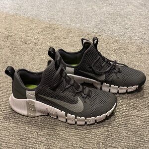 Nike Black and Gray Athletic Shoes